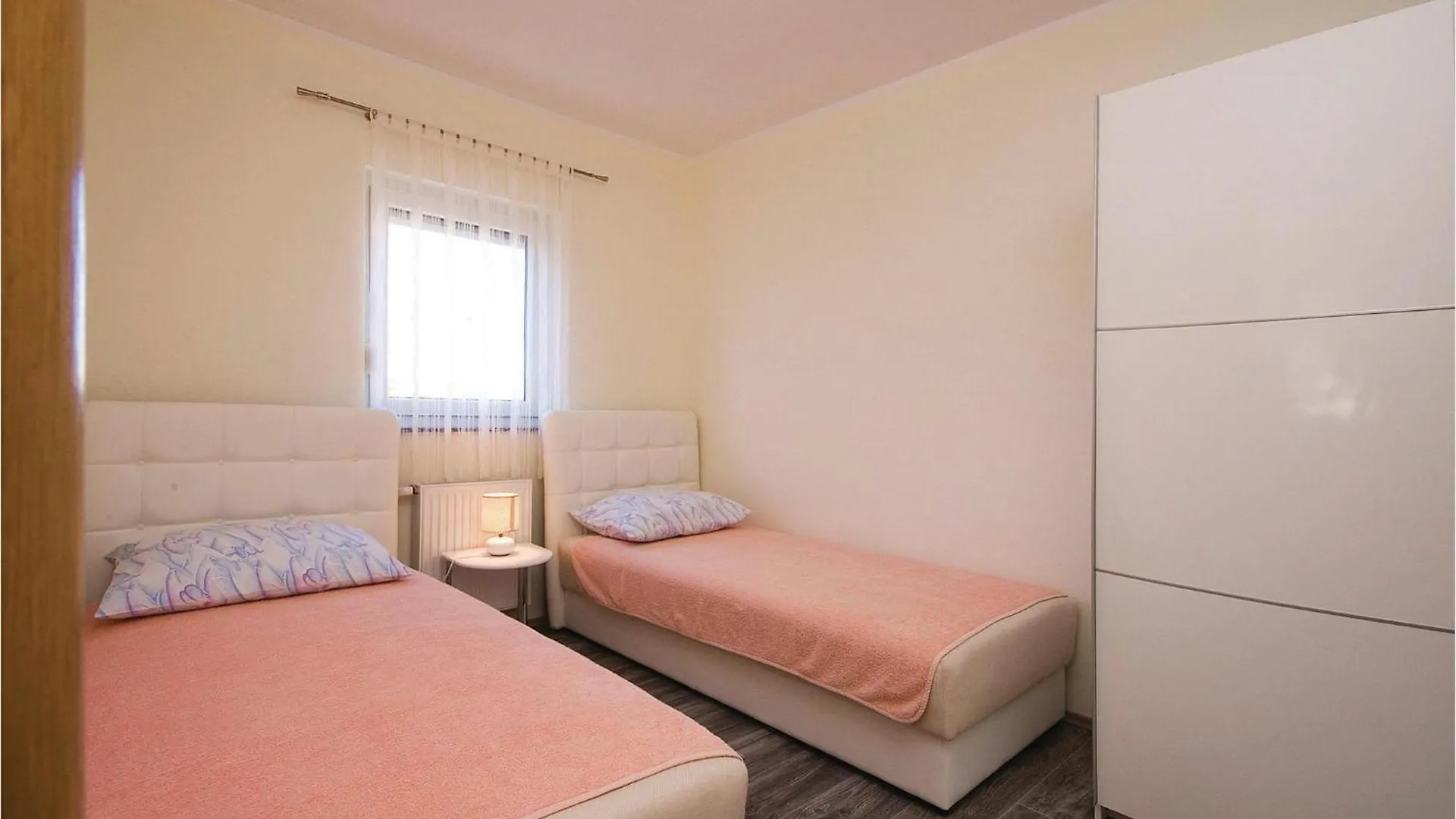 Stunning Apartment In Bibinje With House Sea View