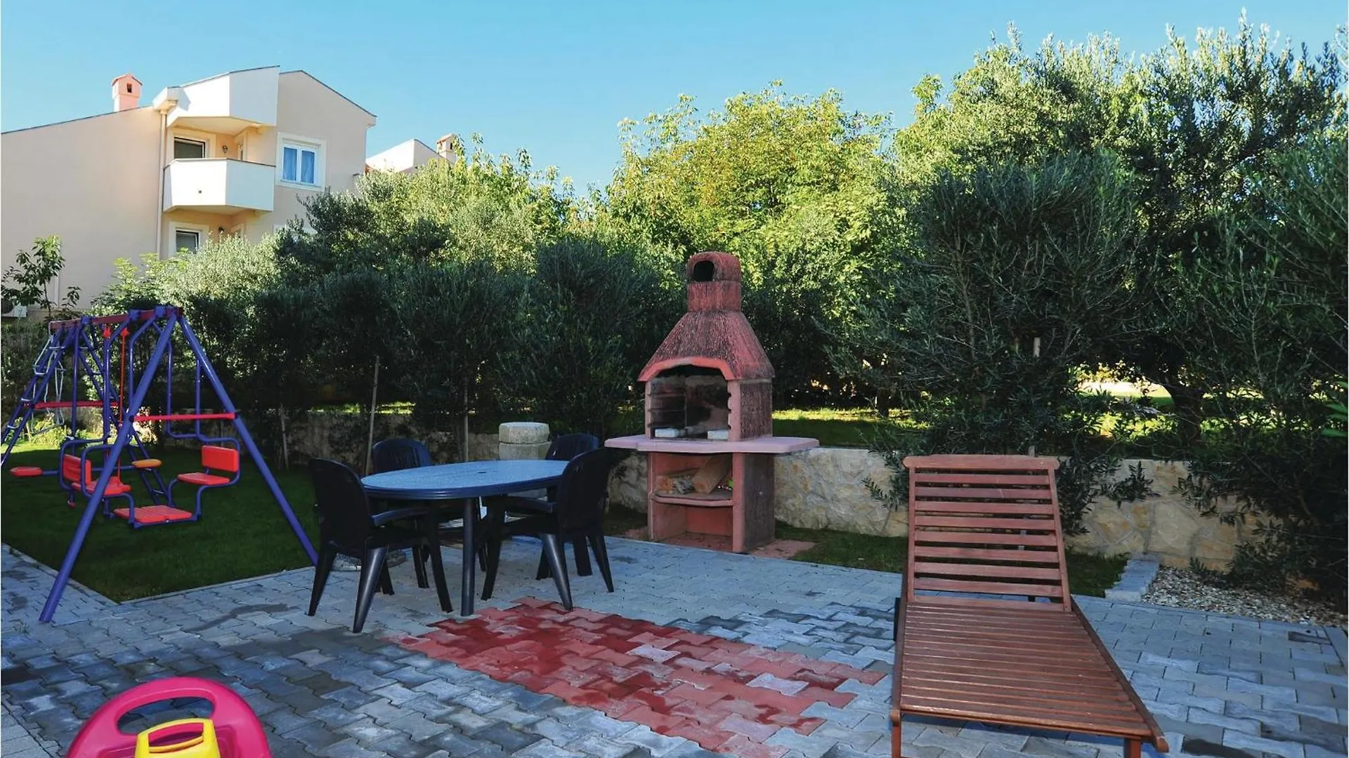 Stunning Apartment In Bibinje With House Sea View